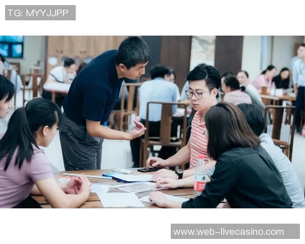 足球盛宴天下足球top10精彩瞬间回顾与分析 足球盛宴天下足球top10精彩瞬间回顾与分析